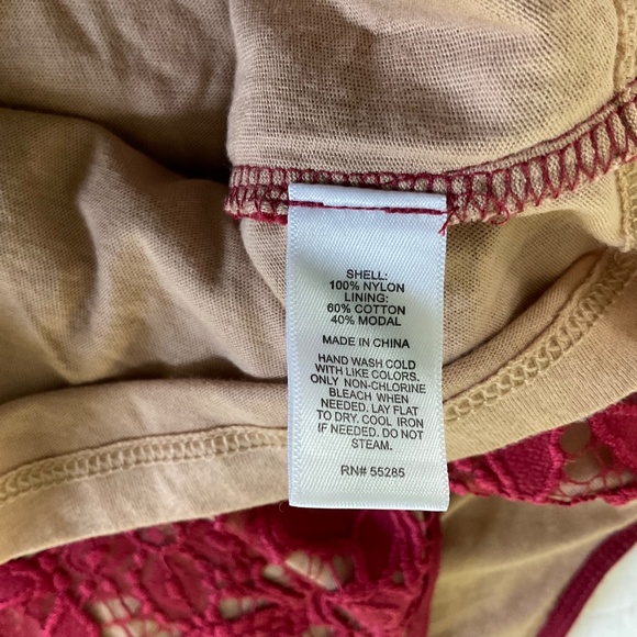 Express Lace Tank Top Medium Gorgeous Detail - Picture 8 of 8